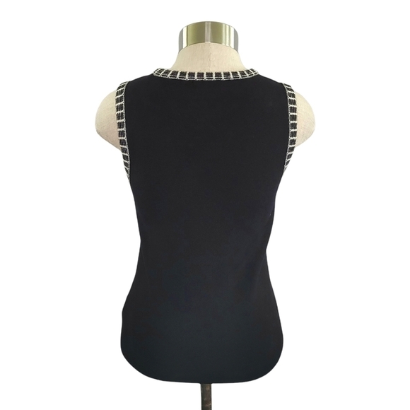 Kate Hill black sleeveless knit top sweater w/ crochet hem- size XS - Picture 4 of 7
